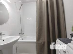 2-к квартира, посуточно, 60м2, 1/1 этаж