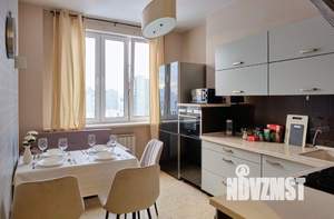 1-к квартира, посуточно, 47м2, 1/1 этаж