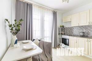 1-к квартира, посуточно, 38м2, 11/25 этаж