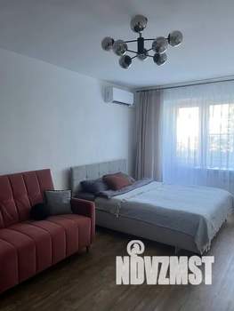 Студия квартира, посуточно, 33м2, 3/9 этаж