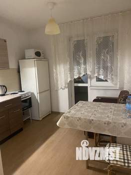 1-к квартира, посуточно, 37м2, 8/15 этаж