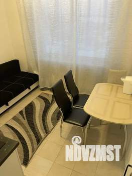 1-к квартира, посуточно, 35м2, 6/15 этаж