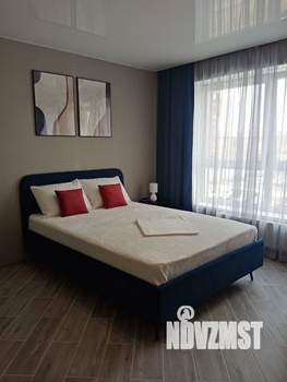 Студия квартира, посуточно, 30м2, 3/17 этаж