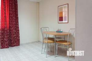 1-к квартира, посуточно, 42м2, 1/1 этаж