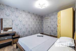 2-к квартира, посуточно, 63м2, 1/1 этаж