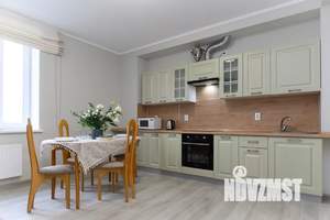 2-к квартира, посуточно, 72м2, 14/35 этаж