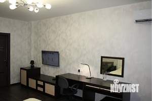 1-к квартира, посуточно, 48м2, 7/10 этаж