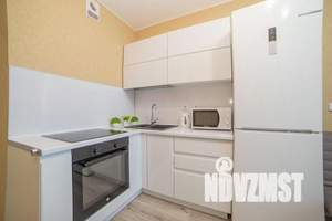 2-к квартира, посуточно, 38м2, 31/33 этаж