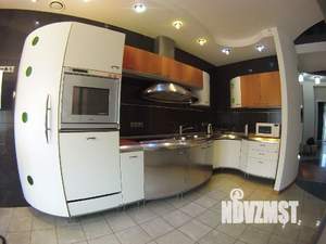 4-к квартира, на длительный срок, 200м2, 6/7 этаж