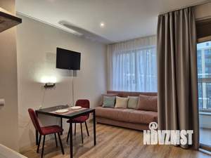 Студия квартира, посуточно, 40м2, 12/22 этаж