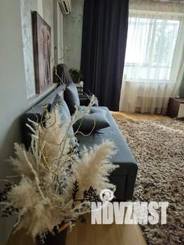 Студия квартира, посуточно, 36м2, 2/9 этаж