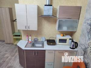 Студия квартира, посуточно, 20м2, 1/3 этаж