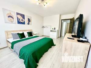Студия квартира, посуточно, 42м2, 9/28 этаж