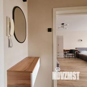 1-к квартира, посуточно, 39м2, 1/1 этаж