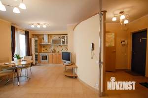 Студия квартира, на длительный срок, 40м2, 8/10 этаж