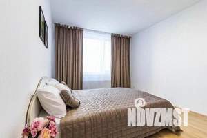 2-к квартира, посуточно, 42м2, 8/16 этаж