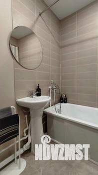 1-к квартира, посуточно, 37м2, 1/1 этаж