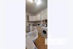 1-к квартира, посуточно, 39м2, 11/16 этаж