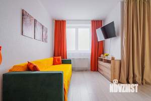 1-к квартира, посуточно, 37м2, 1/1 этаж