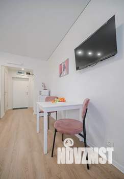 Студия квартира, посуточно, 30м2, 13/25 этаж