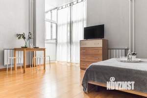 Студия квартира, посуточно, 35м2, 2/9 этаж