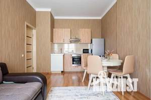1-к квартира, посуточно, 37м2, 4/10 этаж
