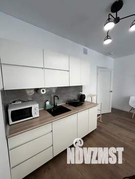 Студия квартира, посуточно, 27м2, 3/13 этаж