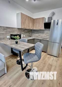 2-к квартира, посуточно, 40м2, 6/15 этаж