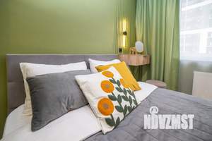 1-к квартира, посуточно, 40м2, 13/25 этаж