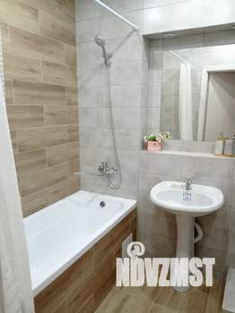 1-к квартира, посуточно, 41м2, 8/33 этаж