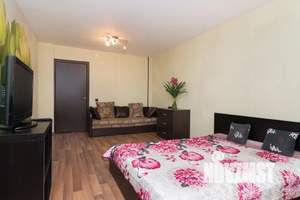 1-к квартира, посуточно, 50м2, 2/19 этаж