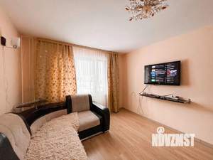 1-к квартира, посуточно, 35м2, 2/18 этаж