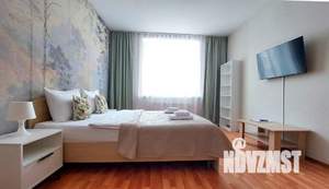 1-к квартира, посуточно, 42м2, 2/18 этаж