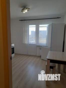 1-к квартира, на длительный срок, 38м2, 2/18 этаж