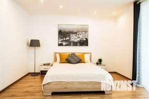 1-к квартира, посуточно, 43м2, 1/1 этаж