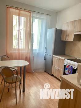 1-к квартира, посуточно, 40м2, 12/25 этаж