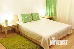 Студия квартира, посуточно, 35м2, 16/24 этаж