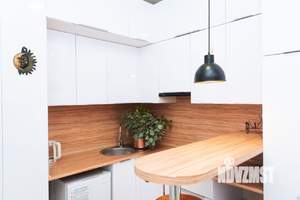 Студия квартира, посуточно, 25м2, 7/15 этаж