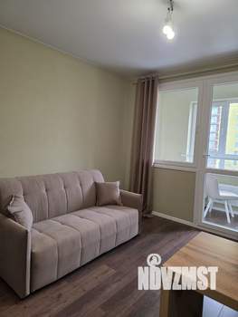 Студия квартира, посуточно, 28м2, 23/25 этаж