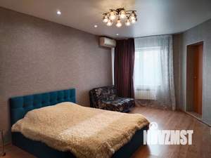 1-к квартира, посуточно, 60м2, 10/18 этаж