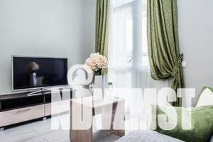 2-к квартира, посуточно, 50м2, 3/33 этаж