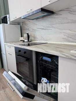 1-к квартира, посуточно, 36м2, 8/25 этаж