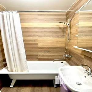 1-к квартира, посуточно, 35м2, 13/16 этаж