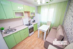 1-к квартира, посуточно, 42м2, 1/1 этаж