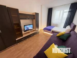 1-к квартира, посуточно, 41м2, 18/23 этаж