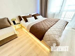 Студия квартира, посуточно, 35м2, 17/25 этаж