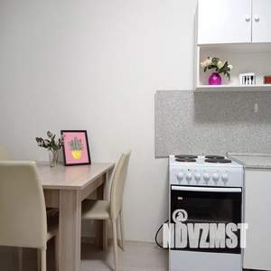 1-к квартира, посуточно, 38м2, 8/26 этаж