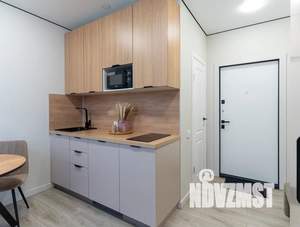 Студия квартира, посуточно, 20м2, 1/25 этаж