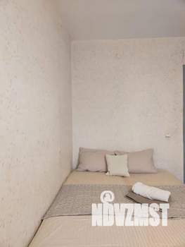 1-к квартира, посуточно, 42м2, 8/8 этаж