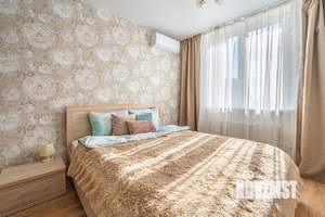 1-к квартира, посуточно, 40м2, 6/18 этаж